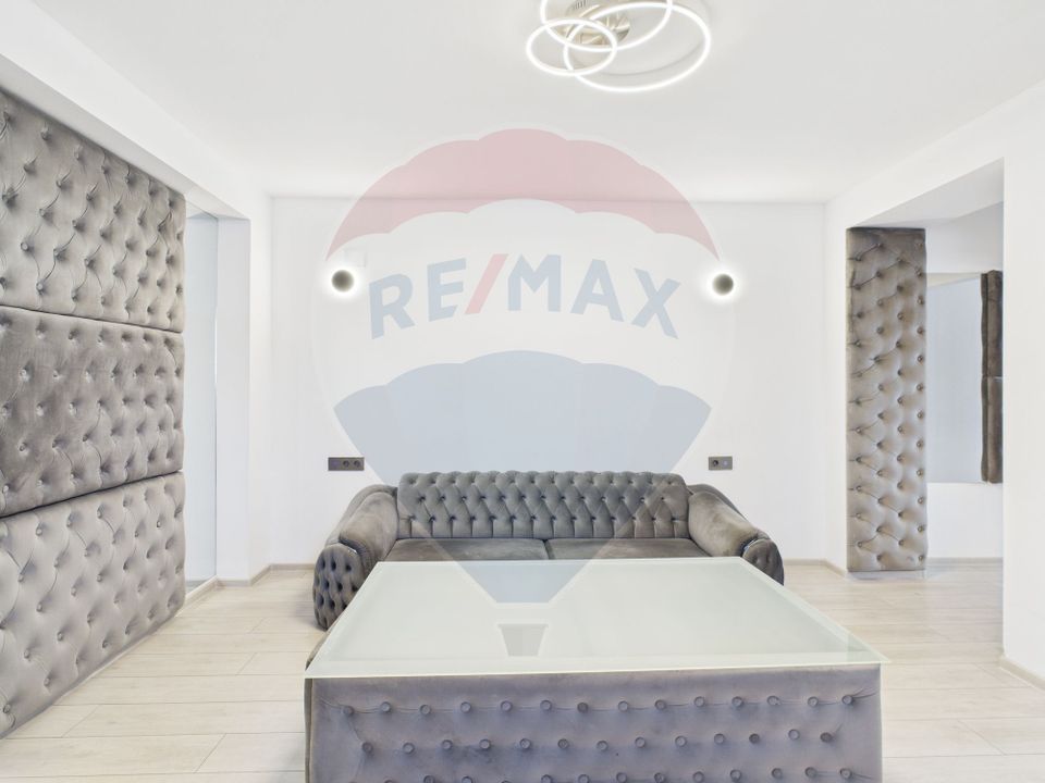 De vanzare| Casa cu piscina, saune si design elegant- Zona Matasari