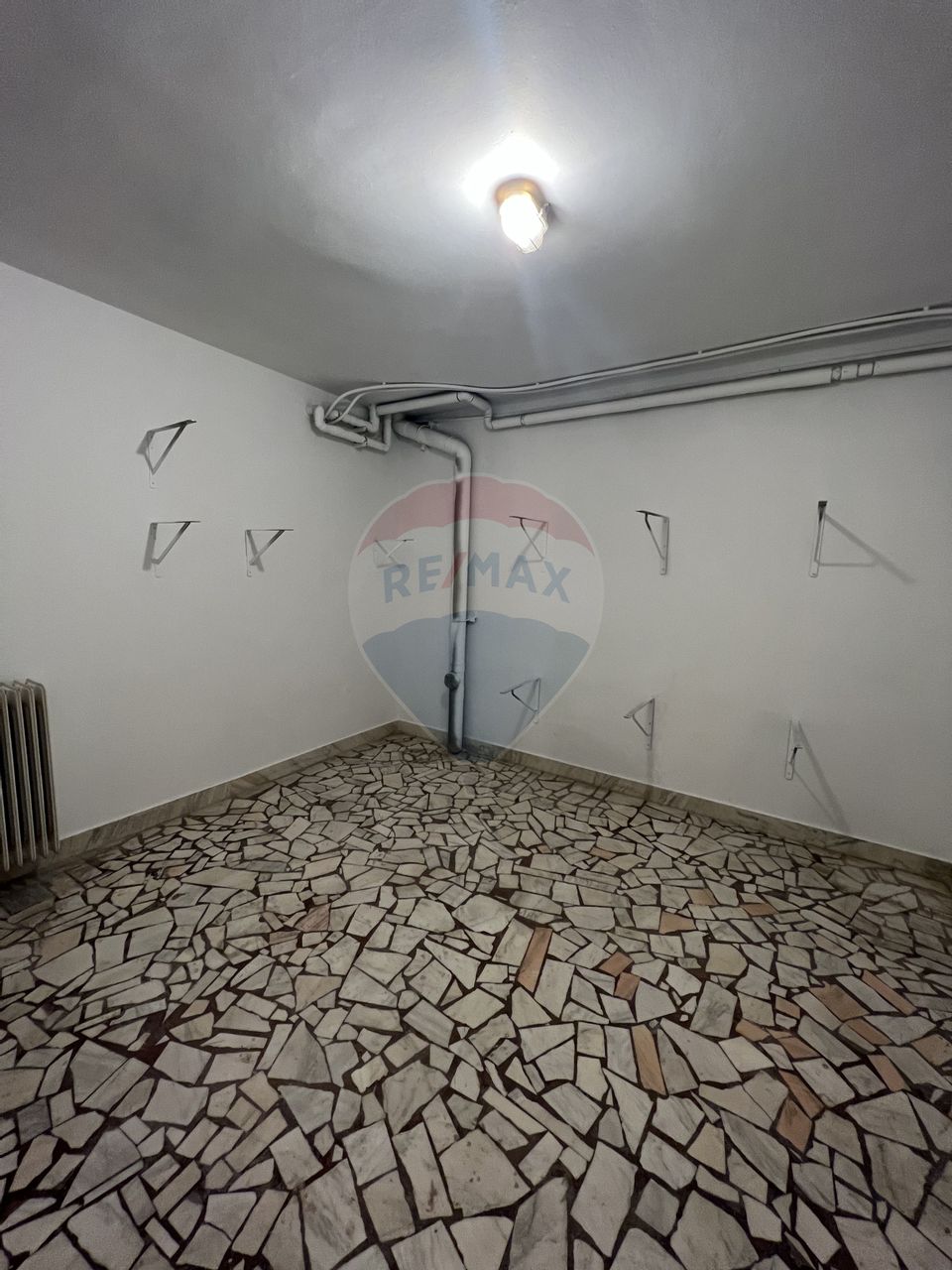 12 room House / Villa for rent, Cotroceni area