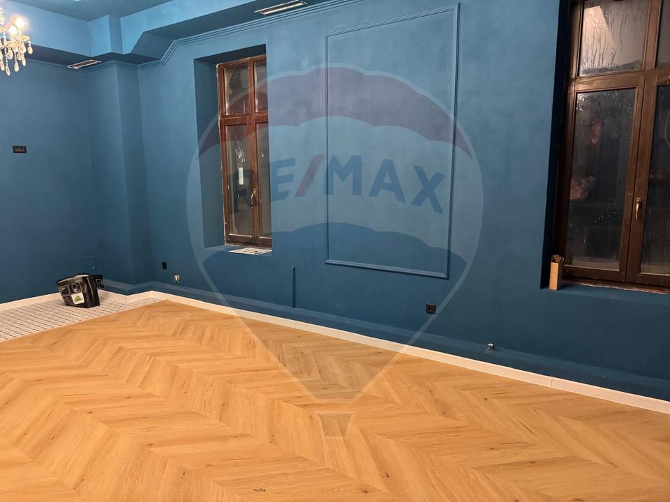 100sq.m Commercial Space for rent, Lipscani area