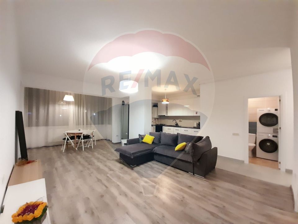 Apartament 3 camere foarte spatios Pantelimon zona Cernica