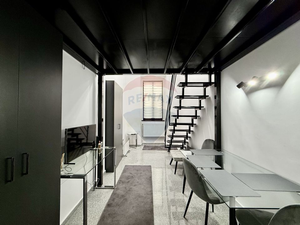 Apartament 2 camere ultracentral, împărțit în 2 unități – parcare