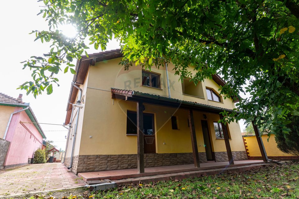 6 room Hotel / Pension for sale