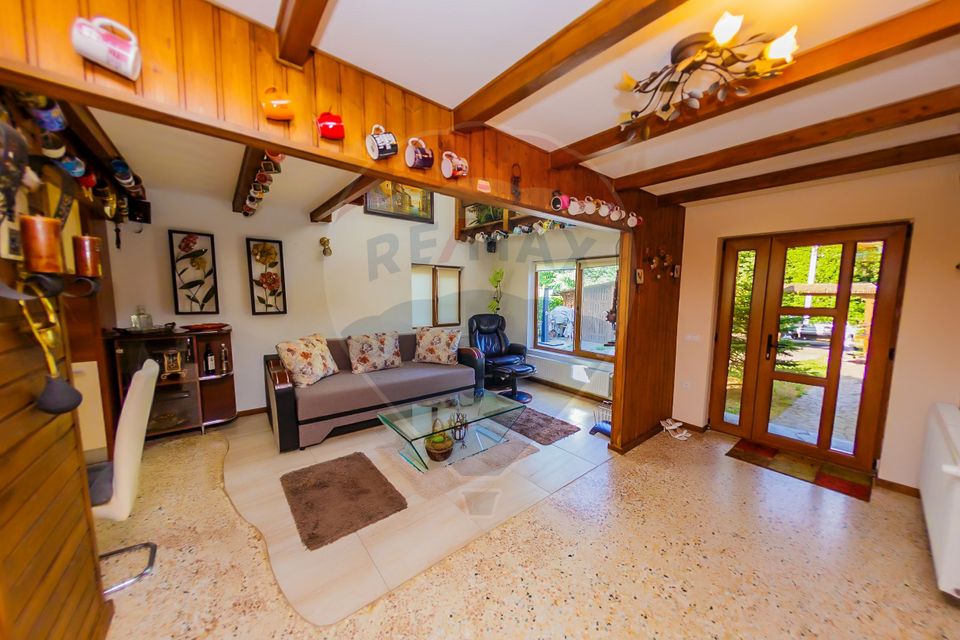 CASA DEOSEBITA DE VANZARE INTRERAURI, COAS