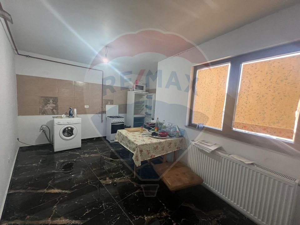 4 room House / Villa for sale