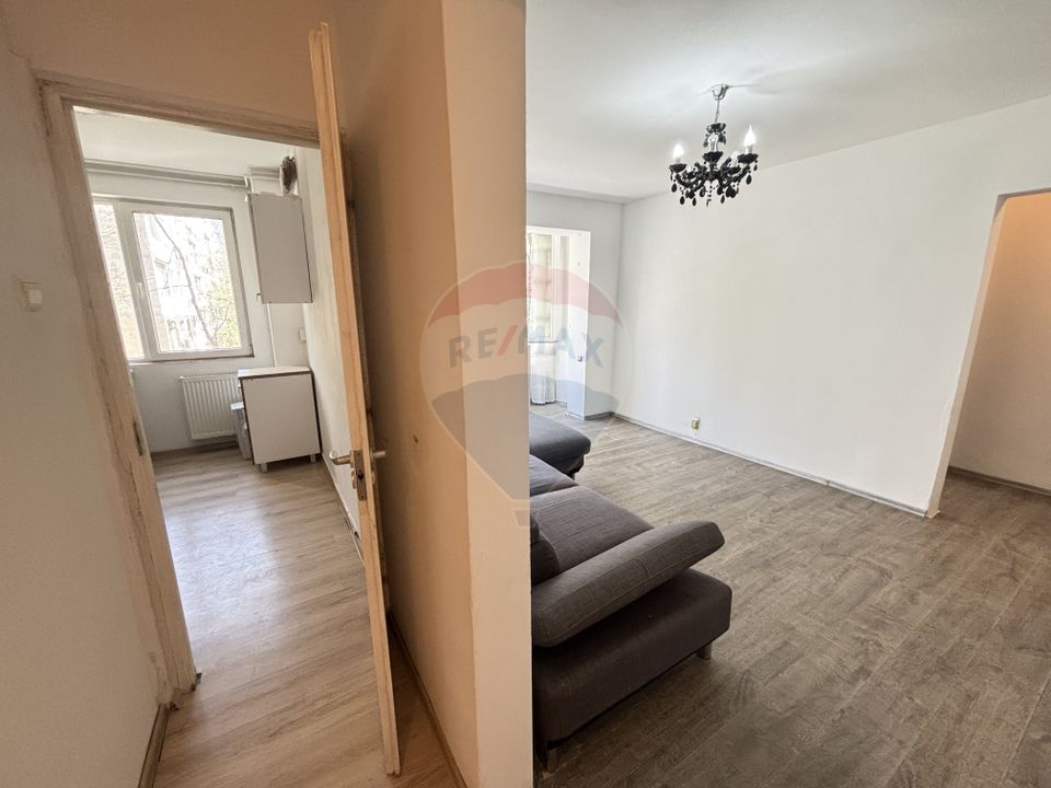 Apartament cu 2 camere de vânzare în zona Drumul Taberei