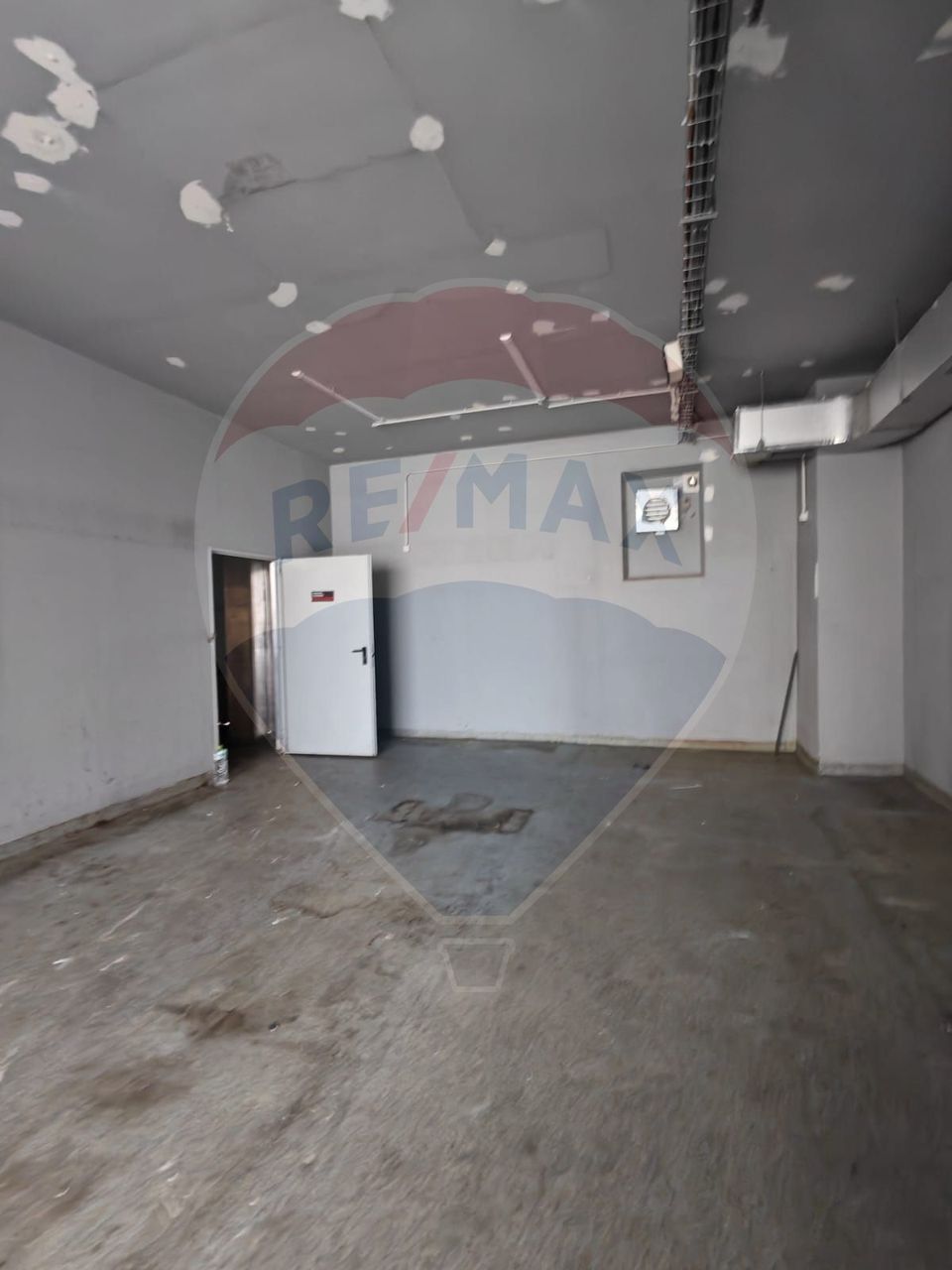 70sq.m Commercial Space for rent, Noua area
