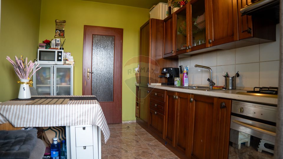 Super oferta - Vanzare apartament 2 camere decomandat Voluntari