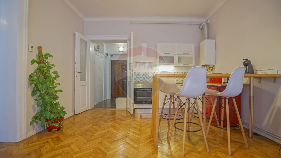 Apartament cochet, complet mobilat și utilat, str Postavarului