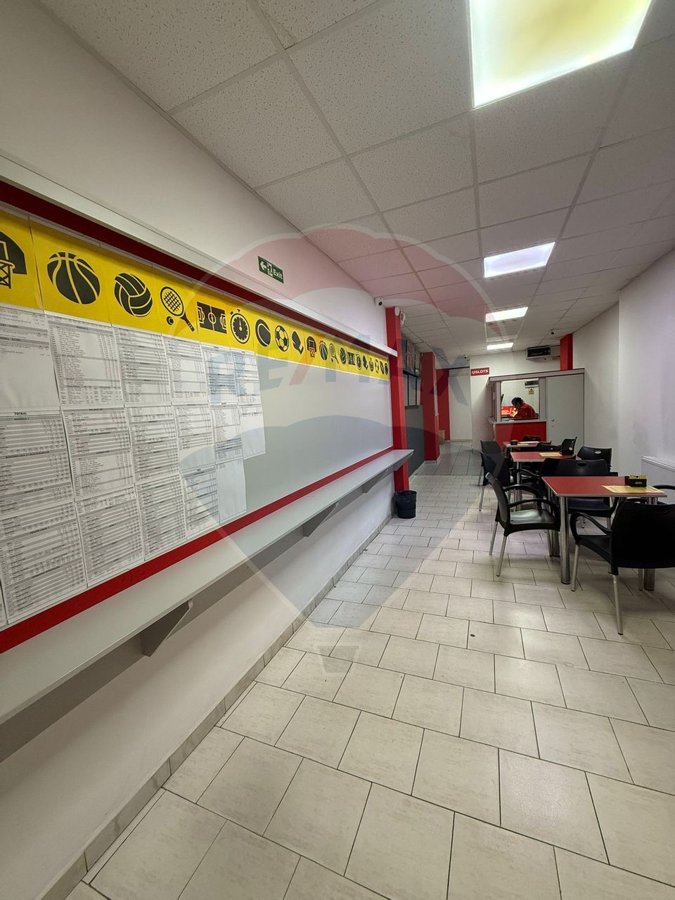 Spațiu comercial de 60mp de închiriat în zona Rovine