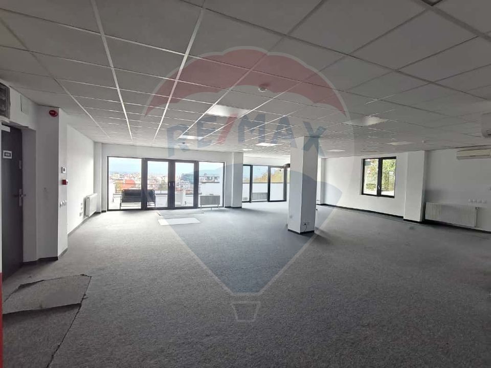 116sq.m Office Space for rent, Gruia area