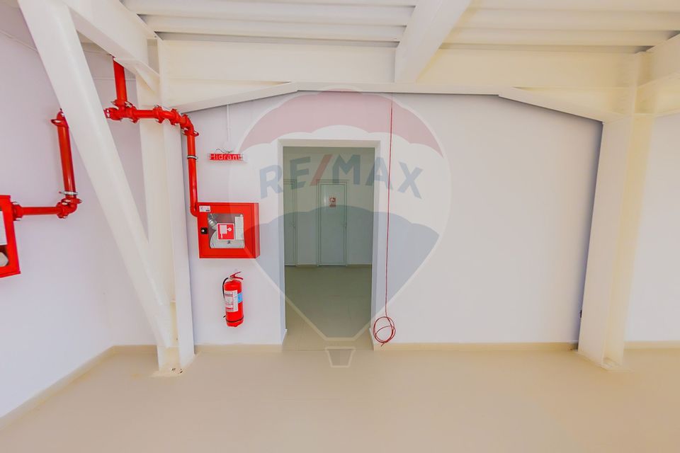 1,405sq.m Commercial Space for rent, Grivitei area