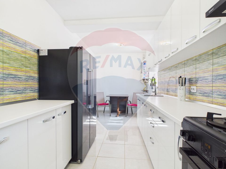 4 room House / Villa for sale