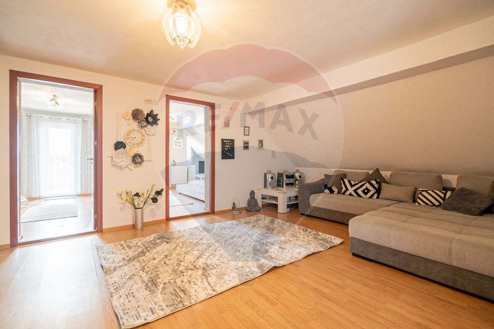 8 room House / Villa for sale, Central area