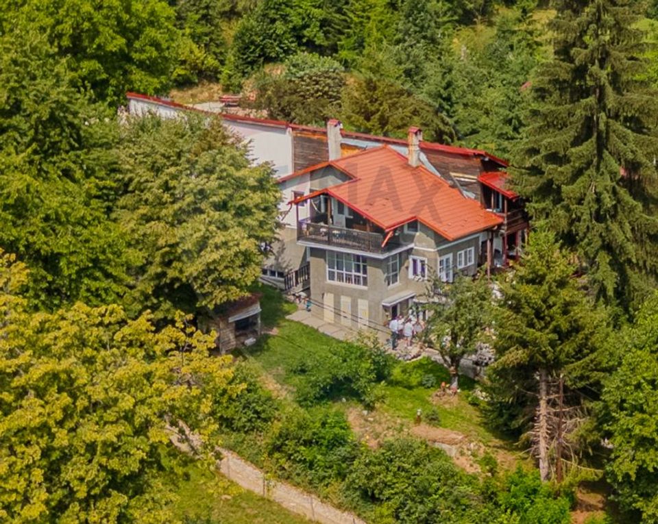 Pensiune turistică cu 7 camere, langa Castelul Bran | COMISION 0% |