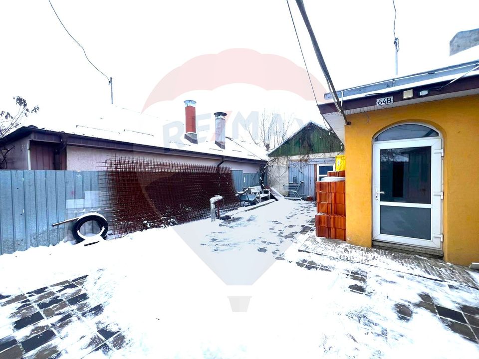 Casă / Vilă cu 2 camere de vânzare  în zona Tache