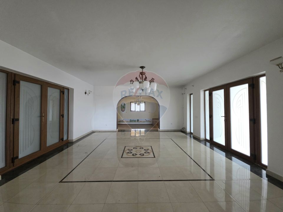 De vânzare proprietate unicat în Sascut - Bacău