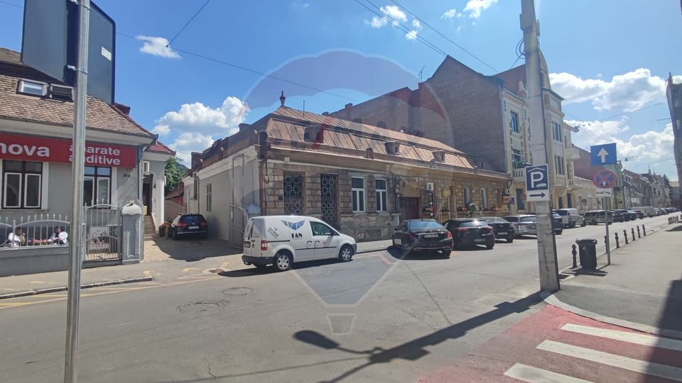 68.34sq.m Commercial Space for sale, Ultracentral area