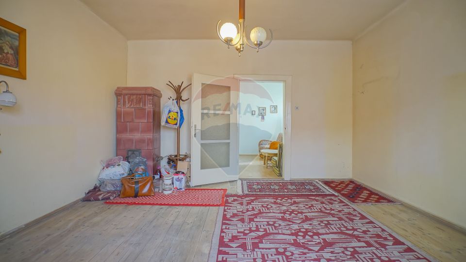 Apartament in vila, de vanzare, în zona Aurel Vlaicu