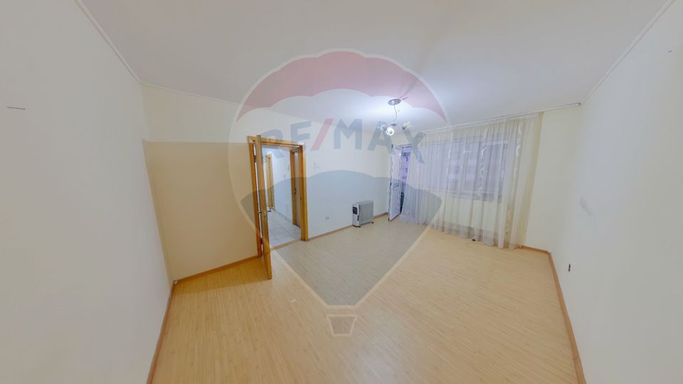 2 room Apartment for sale, Crisan area