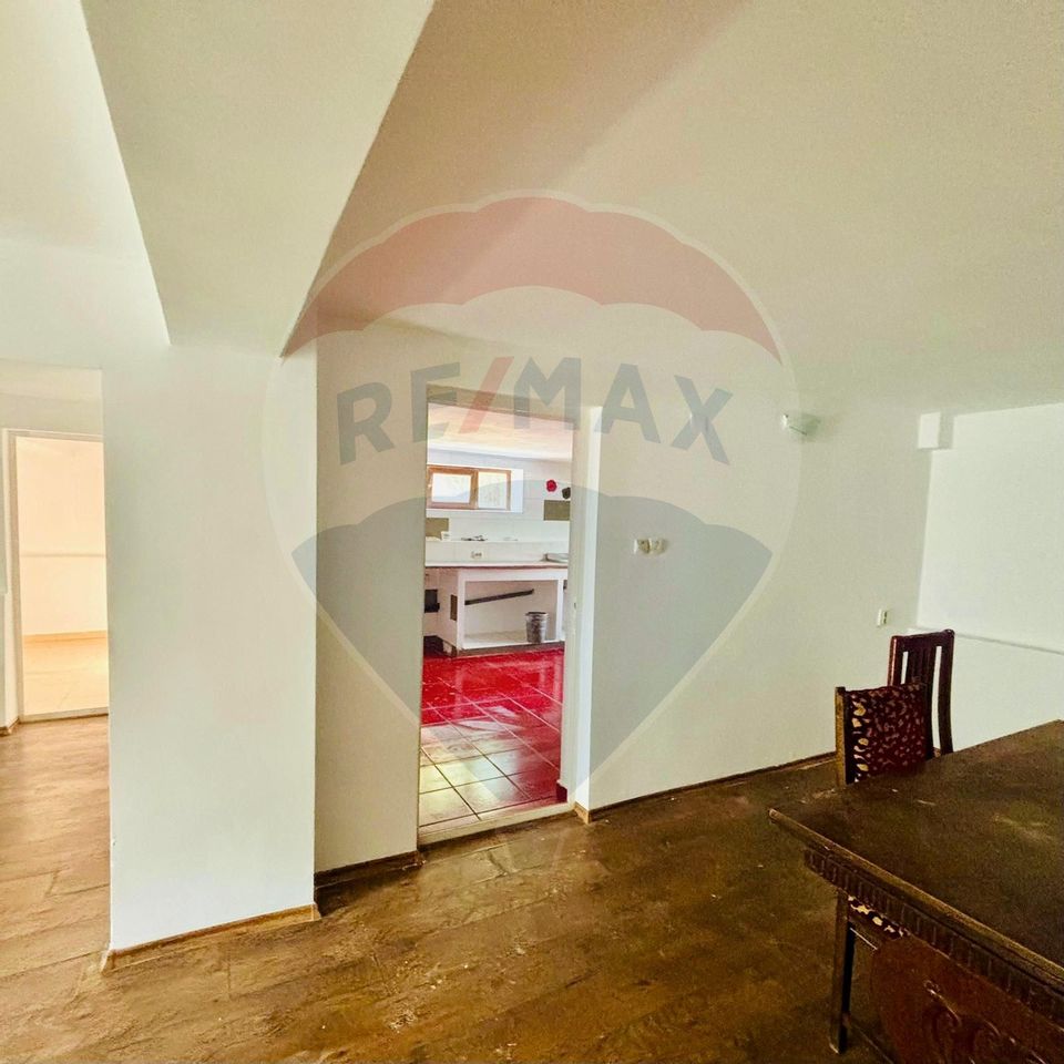 Casa 7 camere de inchiriat in Ovidiu , Constanta