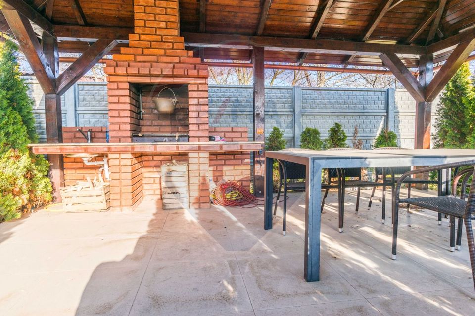 Vila in stil  mediterenean, lux,  în statiunea balneoclimaterica Covasna