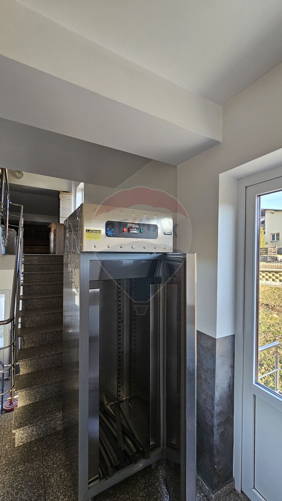 Complex comercial-cofetărie, patiserie pitzerie- Udești, Suceava