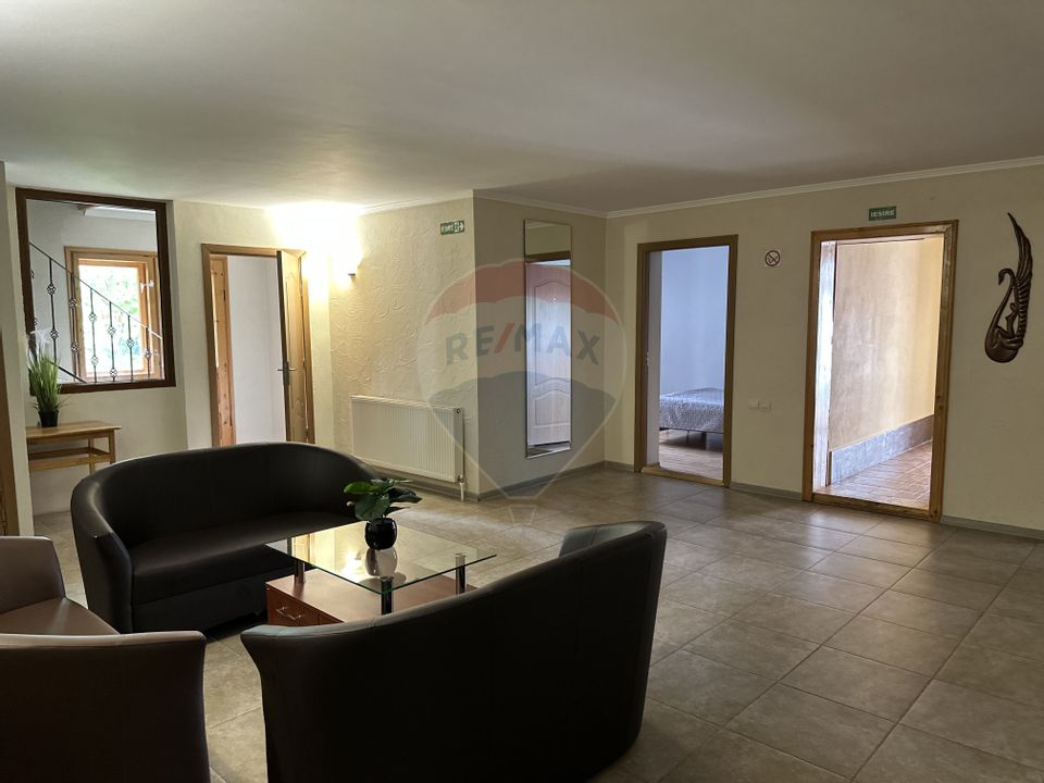 Hotel / Pensiune cu 18 camere de vânzare Durau