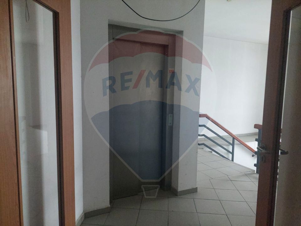 Spatiu birouri de închiriat zona Alexandru cel Bun Complex Supernova