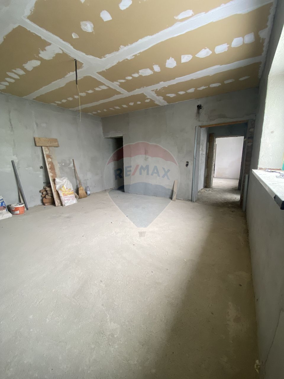 2 room Apartment for sale, Central area