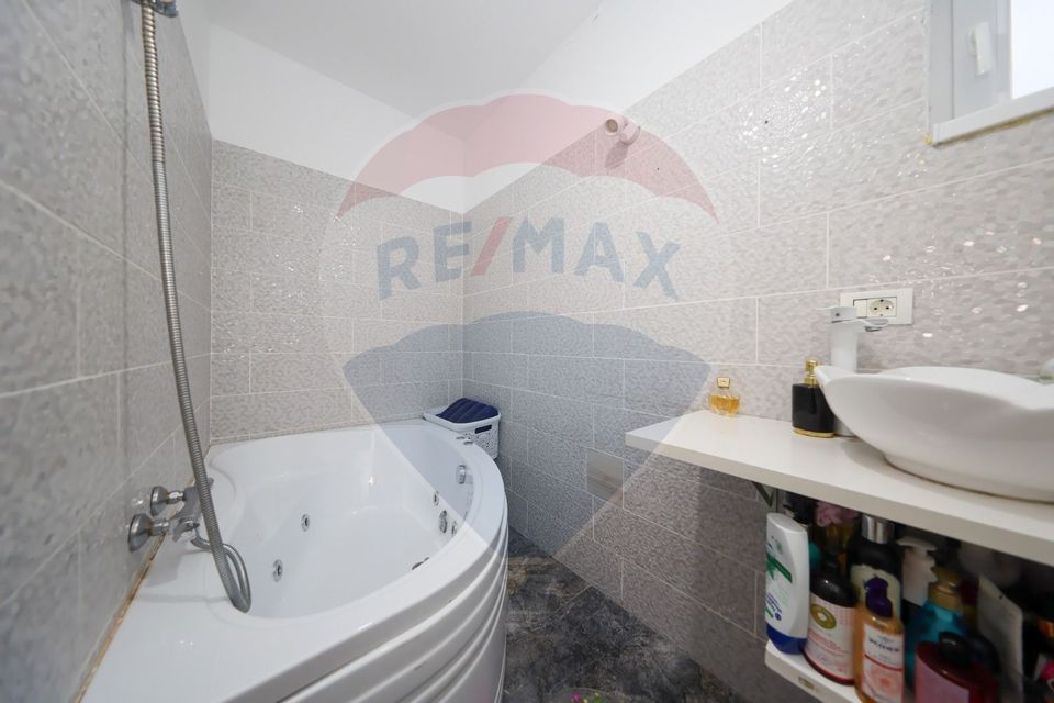 Casă 4 camere, de inchiriat, Izvor!