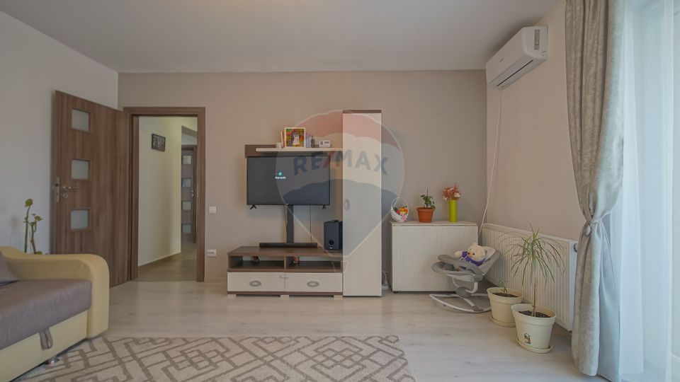 Apartament de 2 camere cu parcare si boxa in Tractorul