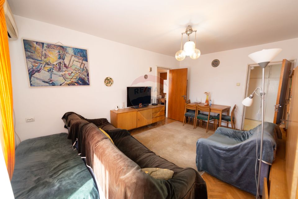 Apartament cu 3 camere de inchiriat, 9 min.  de metrou Titan, Parc IOR