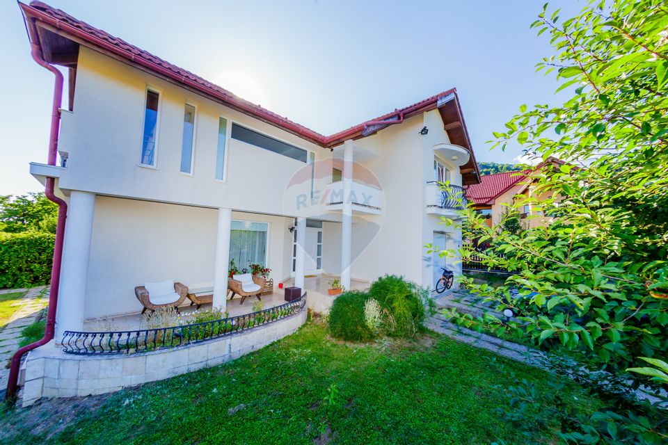 5 room House / Villa for sale, Central area