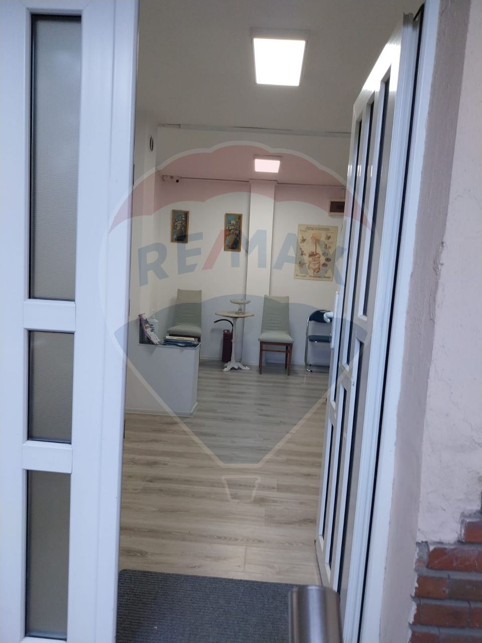 50sq.m Commercial Space for sale, Lapus area