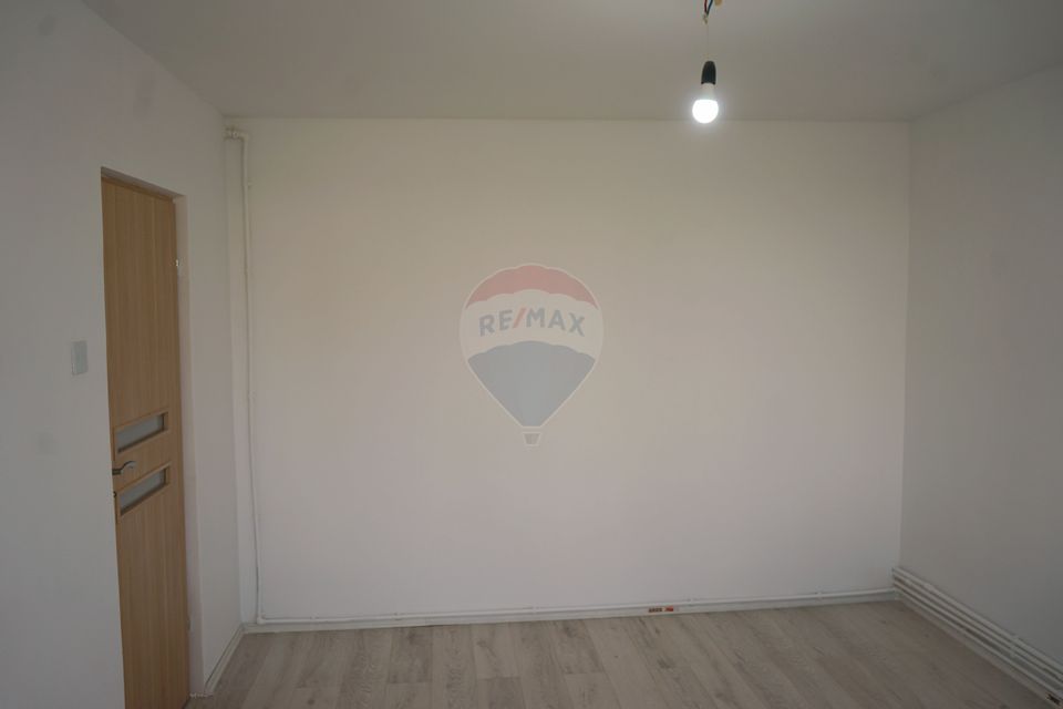 Apartament cu 4 camere - Drumul Taberei /  Valea Ialomitei