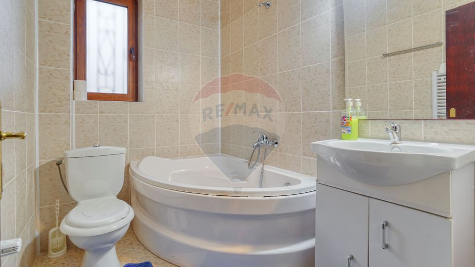 Vilă de vânzare în Predeal – vedere panoramică către pârtia de schi