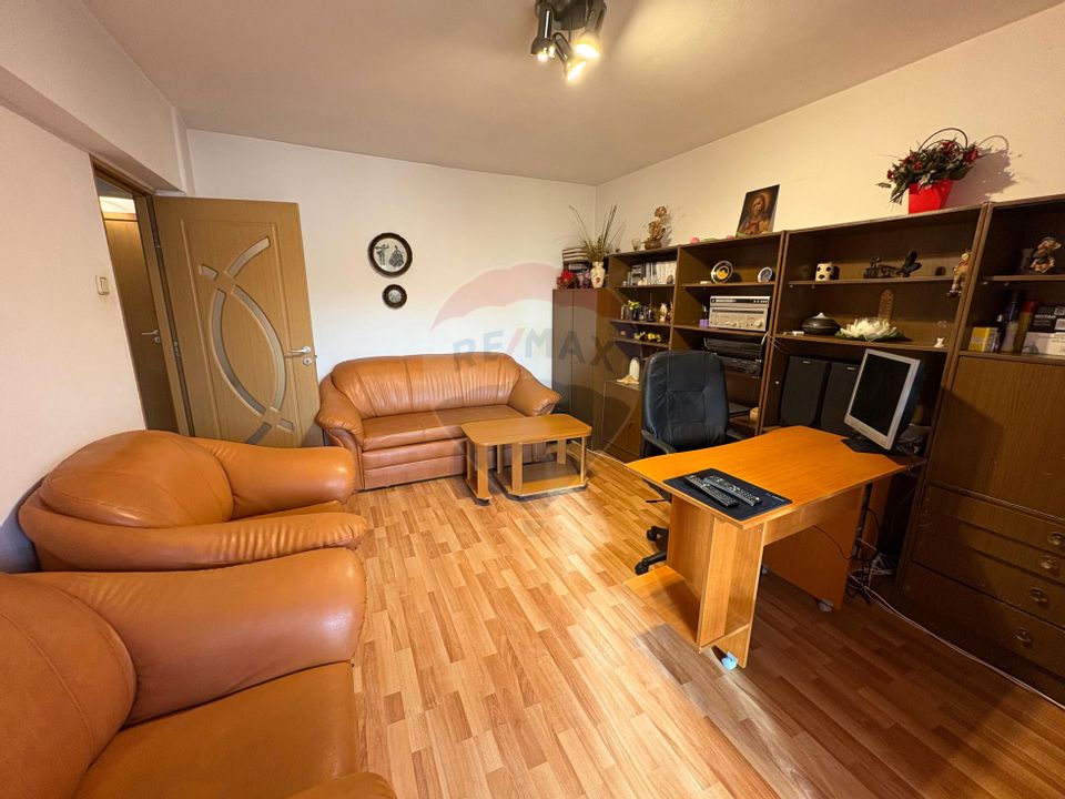 4 room Apartment for sale, Racadau area