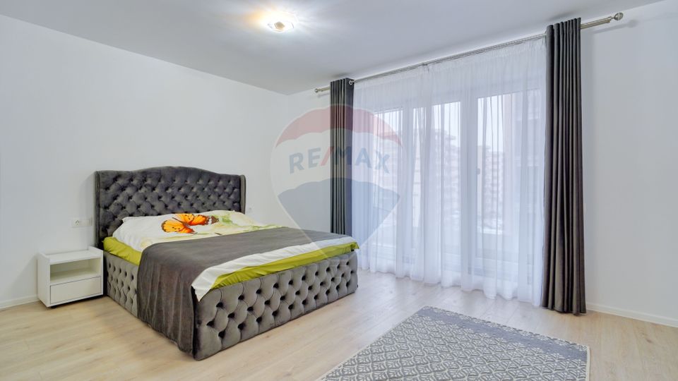 2 room Apartment for rent, Tractorul area