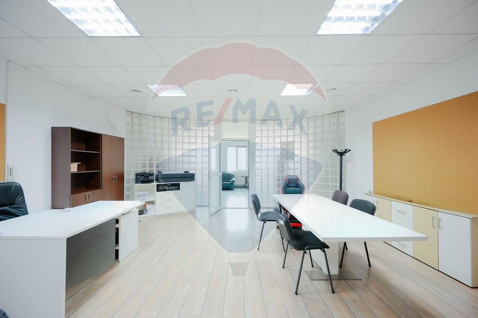 1,249.08sq.m Industrial Space for sale, Exterior Vest area