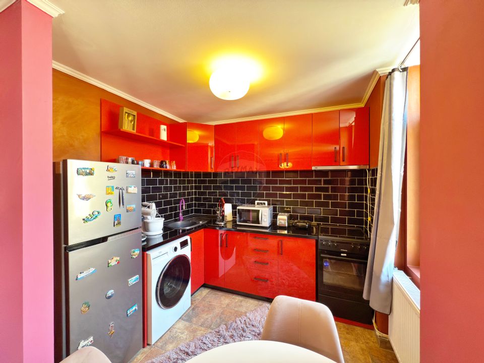 Apartament cu 3 camere de vânzare în zona ultracentrală a Aradului