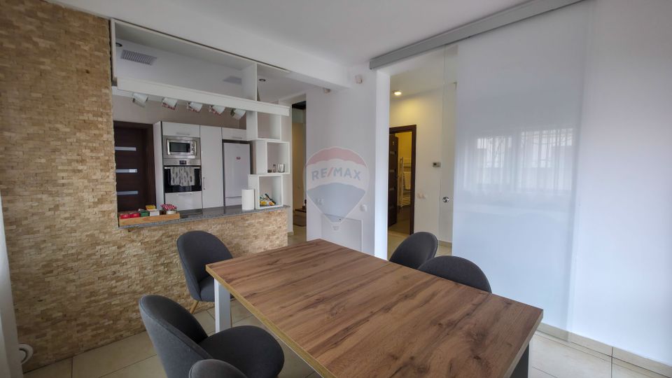 Casa cu 5 camere de inchiriat Gheorgheni, Garaj, Teren 400mp