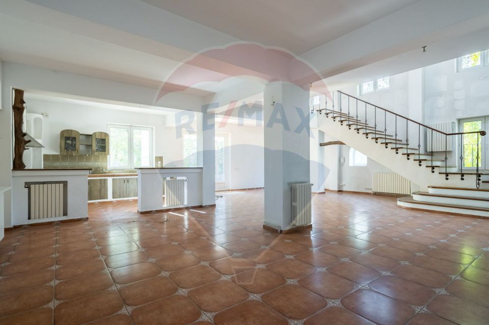 Vila 474 mp utili deschidere direct lac Snagov 1250 mp teren