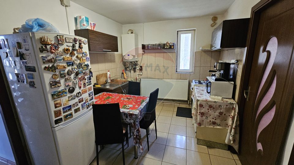 Casă / Vilă Bariera Valcii