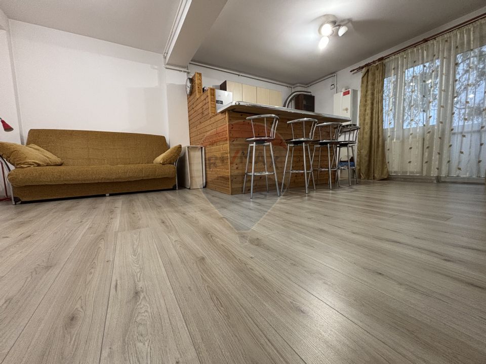 Apartament spatios de vânzare 2 camere EROILOR . VOLUNTARI A3