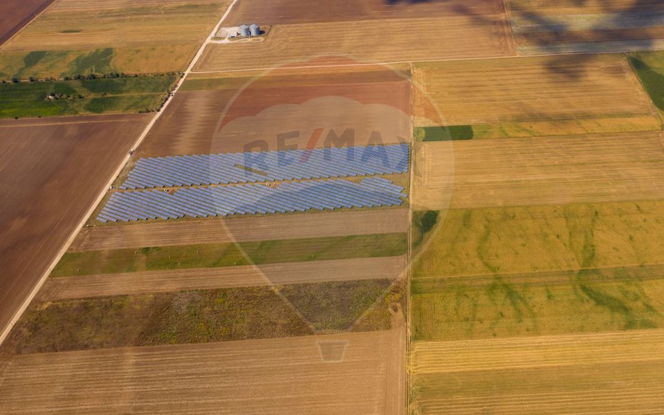 Teren Hărman pretabil dezvoltare industrială, 24980 mp