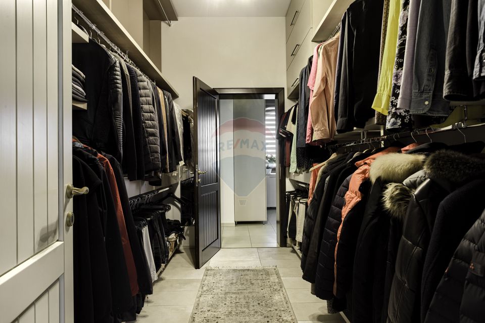 4 room House / Villa for sale