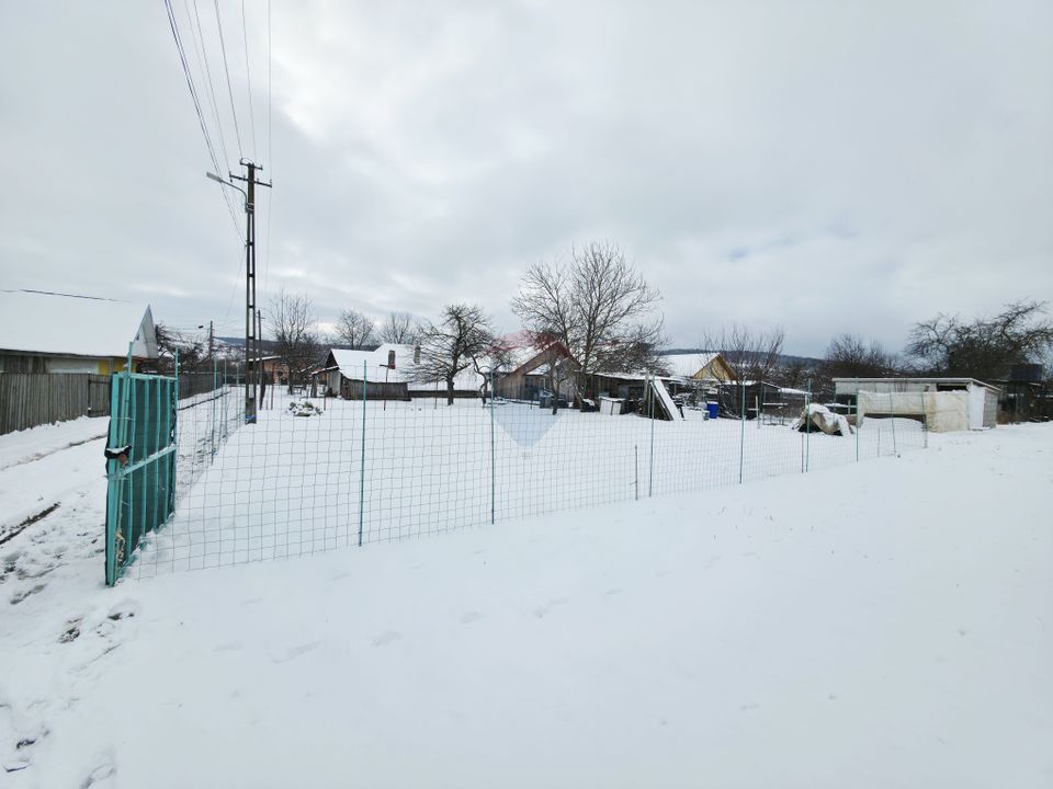 Land 325sqm Dobreni / Strada LASCAR CATARGIU