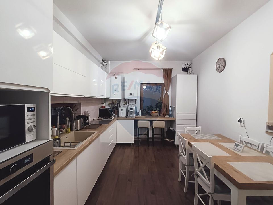 4 room House / Villa for sale