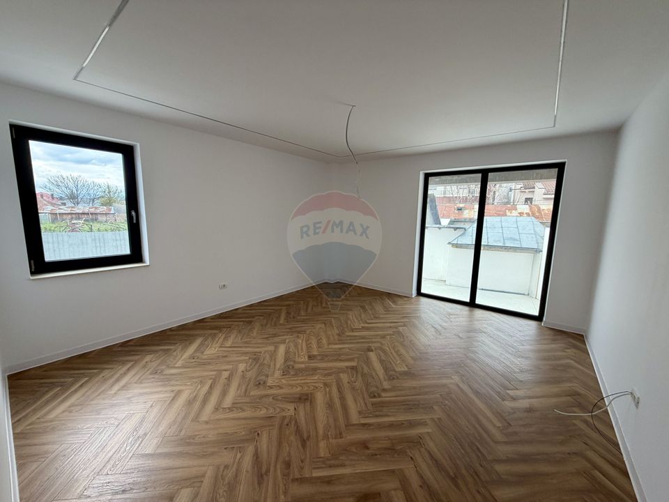 Apartament cu 2 camere în zona Finante