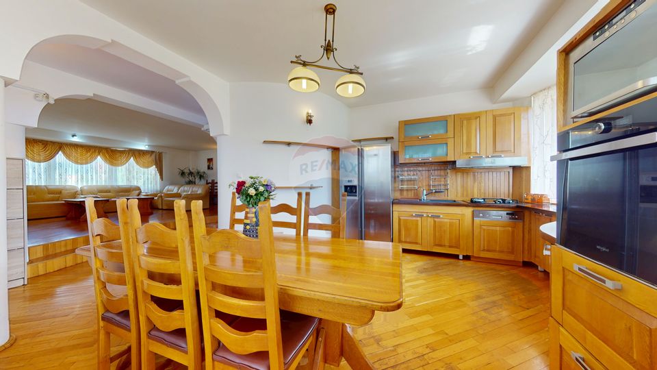 Vilă premium | 7 camere | Teren 2418 mp | Ghimbav Livada